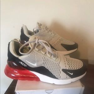 Nike Air Max 270